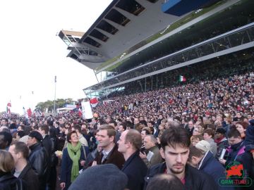 Tribunes à Vincennes